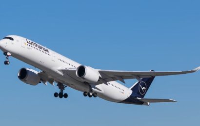 Lufthansa opět snížila výhled pro letošní rok